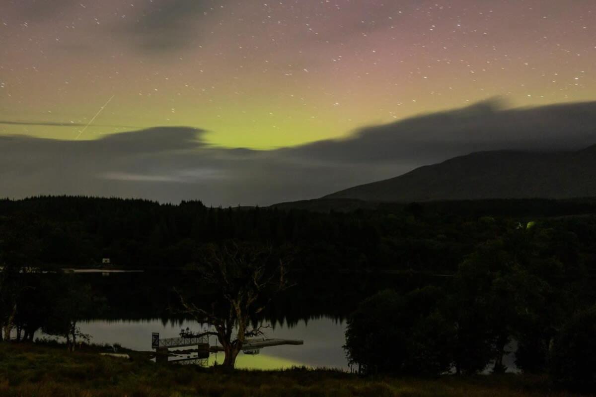 New Build Lodge With Stunning Views Of Loch Awe Hayfield  Esterno foto