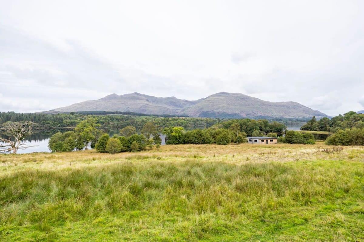 New Build Lodge With Stunning Views Of Loch Awe Hayfield  Esterno foto