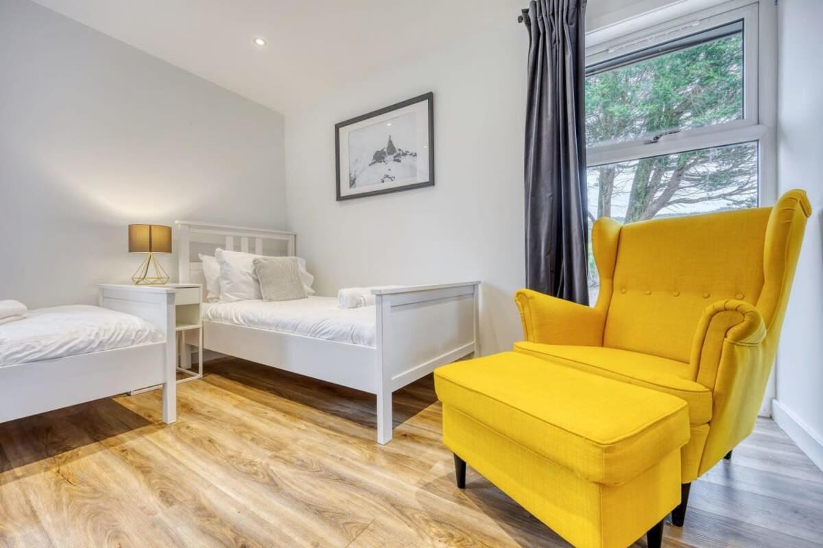 New Build Lodge With Stunning Views Of Loch Awe Hayfield  Esterno foto