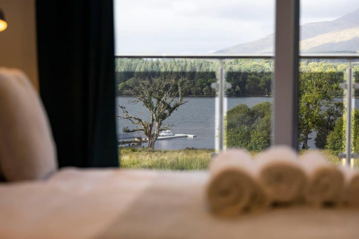 New Build Lodge With Stunning Views Of Loch Awe Hayfield  Esterno foto